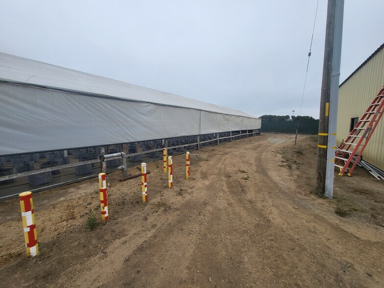 Primary Photo Of 20200 Spence Rd, Salinas Specialty For Lease