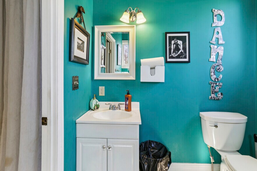 More Photos Of 1259 Metropolitan Ave SE, Atlanta Office For Sale