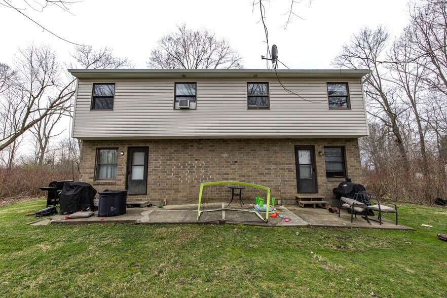 More Photos Of 3800 Grace Dr, Kent Multifamily For Sale