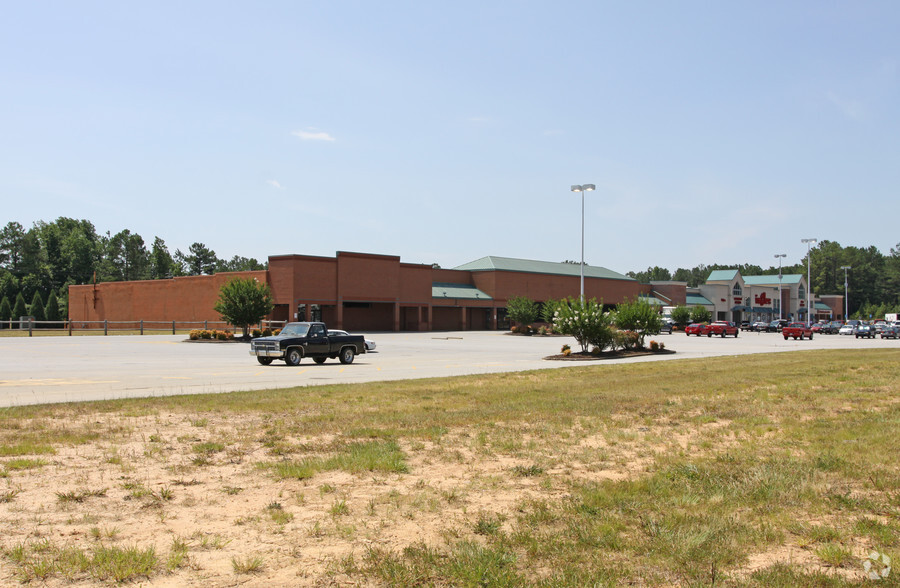 Primary Photo Of 9161 Hwy 29 S, Hull Unknown For Lease