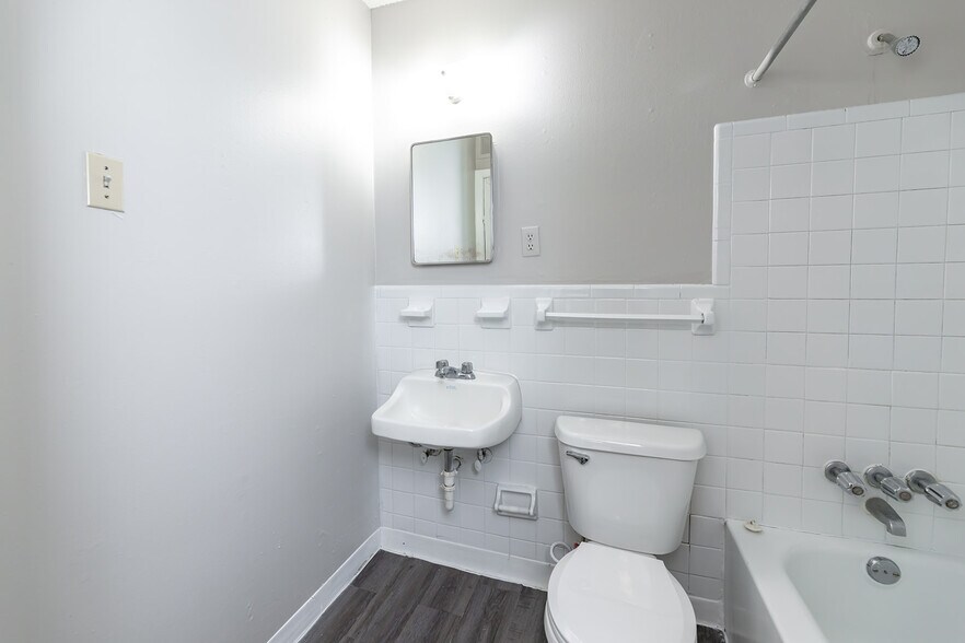 More Photos Of 625 Brister St, Memphis Apartments For Sale
