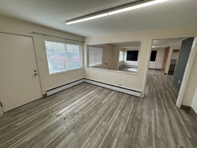 More Photos Of 1460 North Ave, Grand Junction General Retail For Lease