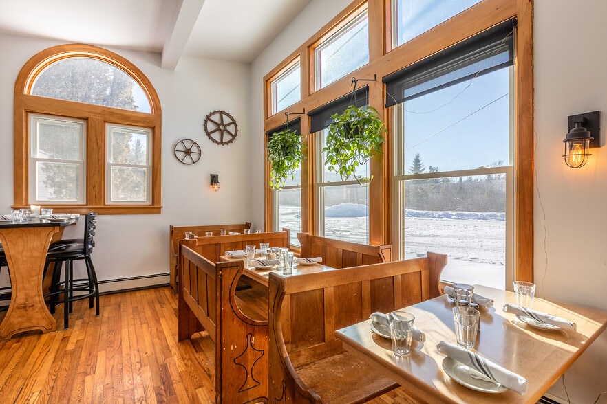 More Photos Of 3621 Vt-103, Mount Holly Restaurant For Sale