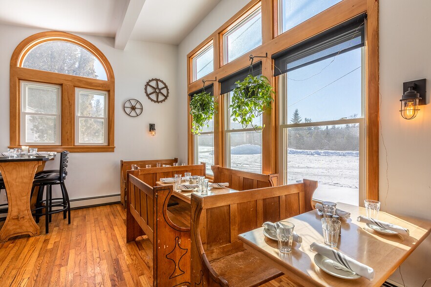 More Photos Of 3621 Vt-103, Mount Holly Restaurant For Sale