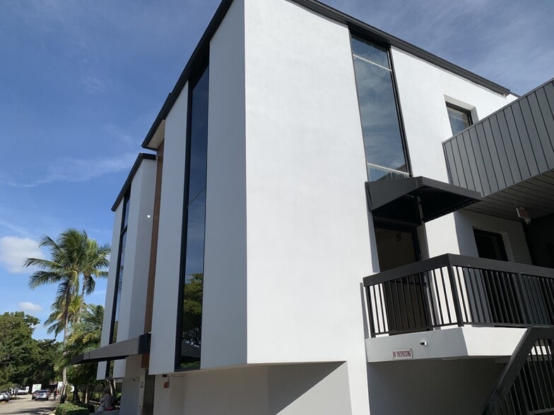 More Photos Of 1860 N Pine Island Rd, Plantation Office For Lease