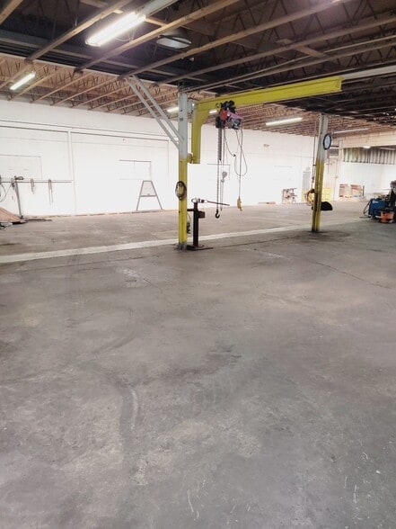 More Photos Of 5049 S 2700 W, Roy Warehouse For Lease