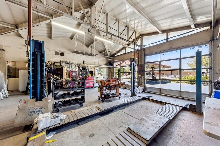 More Photos Of 2774 Lake Tahoe Blvd, South Lake Tahoe Industrial For Sale