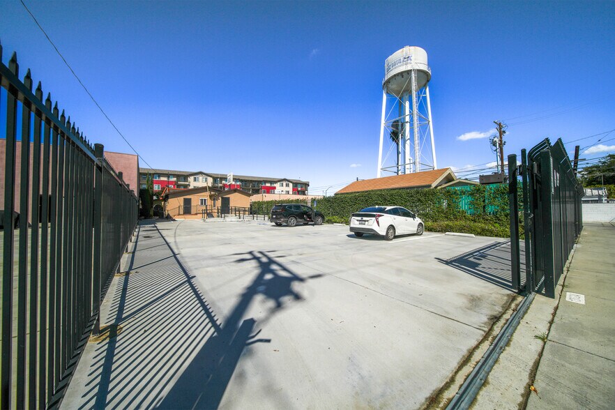 More Photos Of 13624 San Antonio Dr, Norwalk Office For Lease