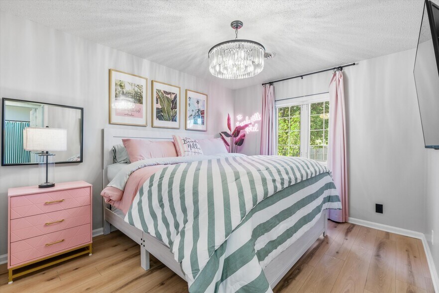 More Photos Of 107 Amity st, Louisburg Hotel For Sale