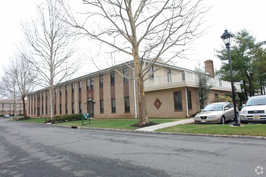 More Photos Of 201-250 Wall St, Princeton Office For Lease