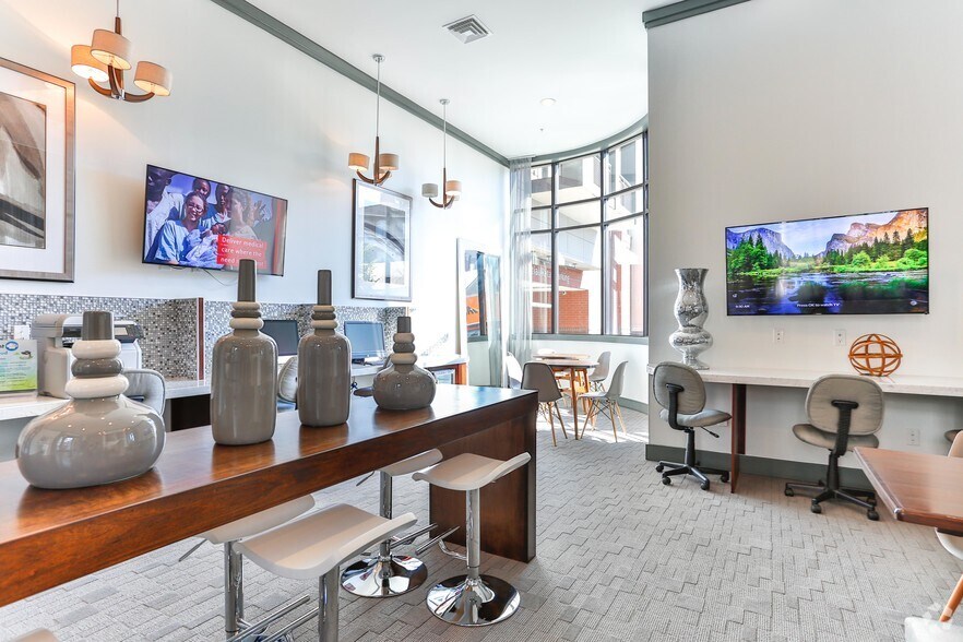 More Photos Of 1750 Camden Rd, Charlotte Apartments For Lease