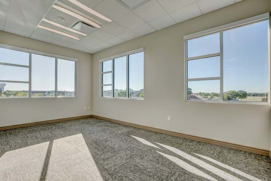 More Photos Of 4184 St Cloud Dr, Loveland Storefront Retail Office For Sale