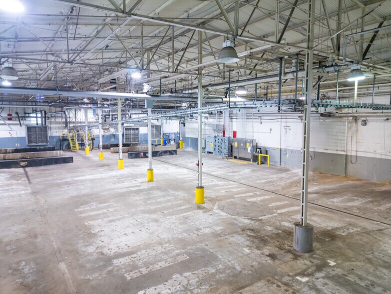 More Photos Of 540 E Broadway, Newport Manufacturing For Lease
