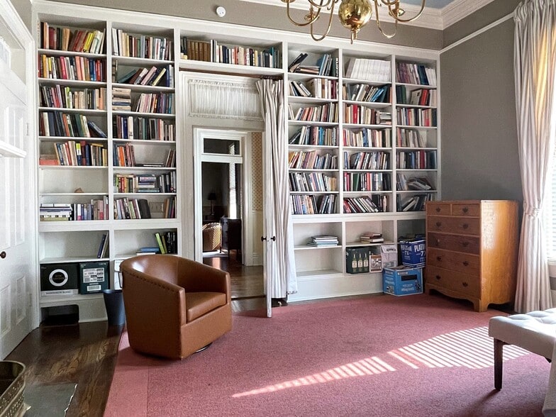 More Photos Of 418 N Maney Ave, Murfreesboro Office For Lease