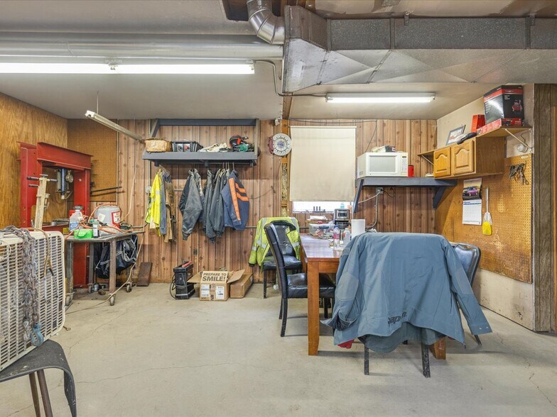 More Photos Of 4554 Il Route 173, Poplar Grove General Retail For Sale