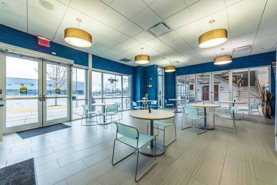 More Photos Of 808 S 52nd St, Rogers Medical For Sale