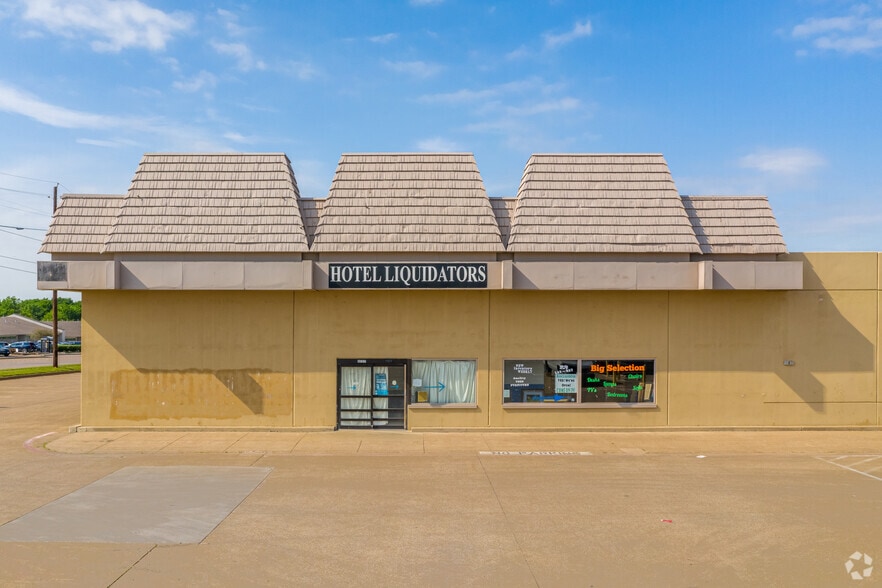 More Photos Of 3643-3753 W Camp Wisdom Rd, Dallas Unknown For Lease