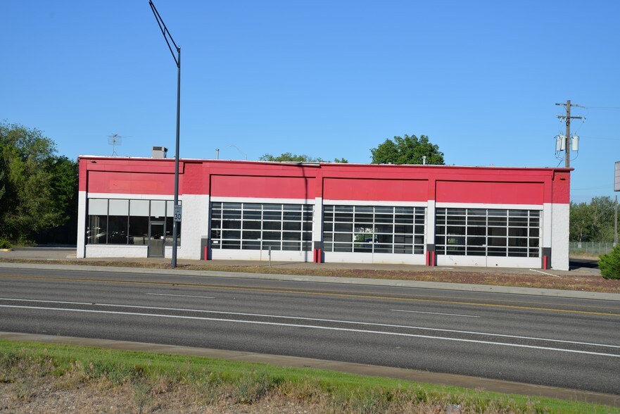 More Photos Of 277 S 27th St, Boise Auto Repair For Lease