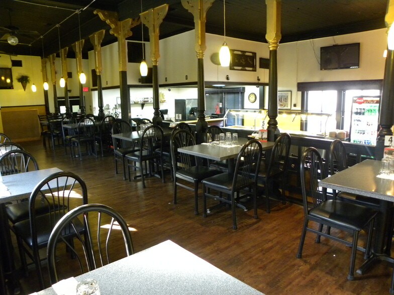 More Photos Of 712 7th St, Galveston Restaurant For Lease