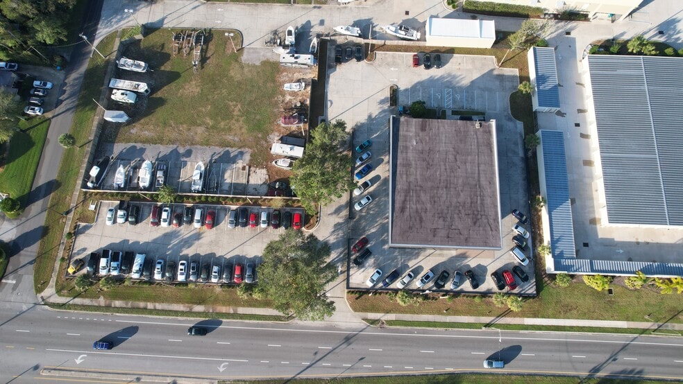 More Photos Of 1300 N Dixie Fwy, New Smyrna Beach Auto Dealership For Sale