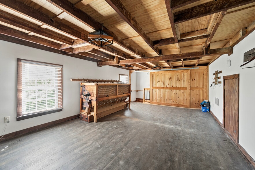 More Photos Of 5455 Bethania Rd, Winston-Salem Storefront Retail Office For Sale