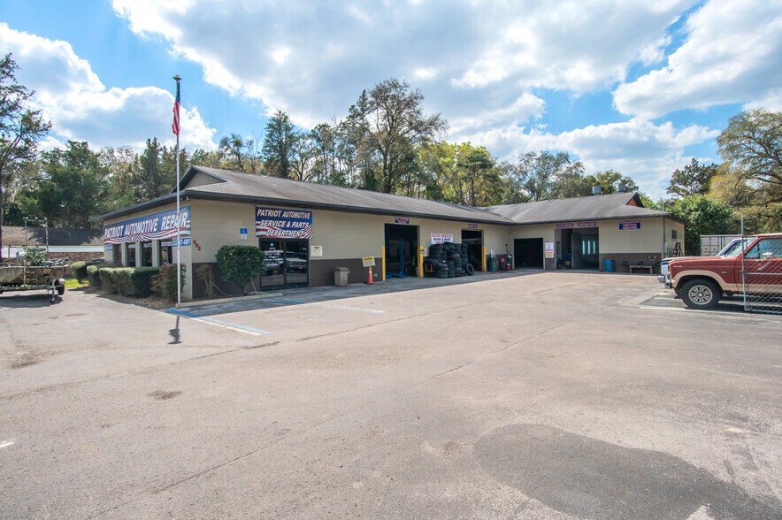 More Photos Of 982 E Hartshorn Ln, Holder Auto Repair For Sale