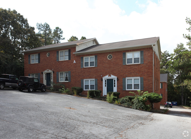 Primary Photo Of 2175 Highpoint Rd, Snellville Office For Lease