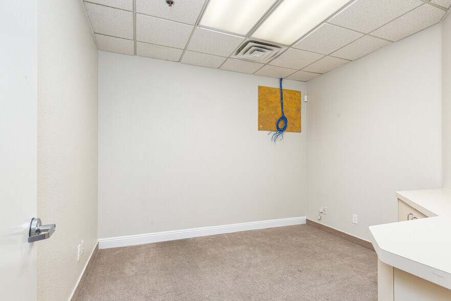 More Photos Of 2881 S Valley View Blvd, Las Vegas Office Residential For Lease
