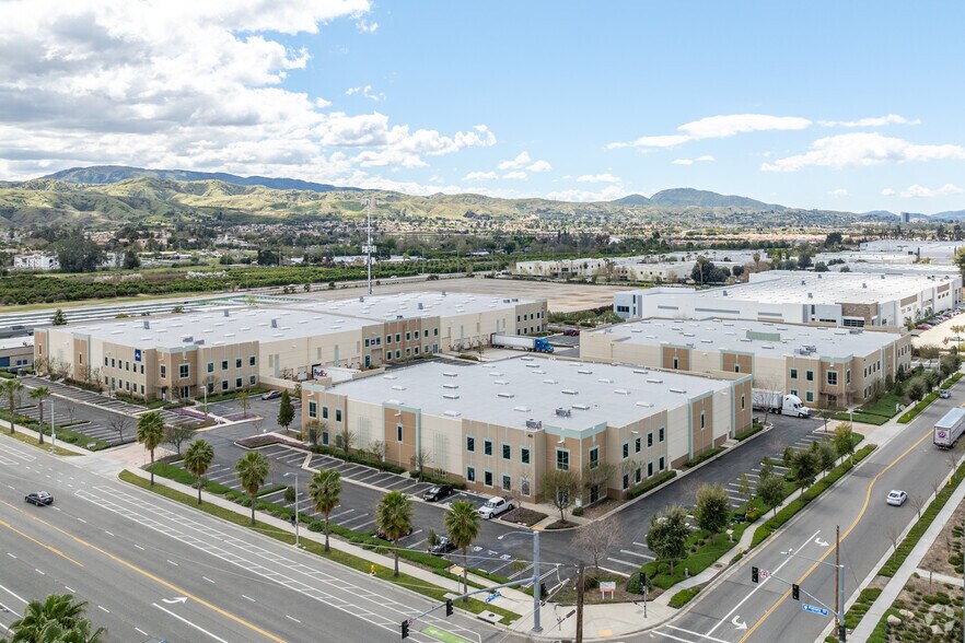 More Photos Of 451 Alabama St, Redlands Distribution For Lease