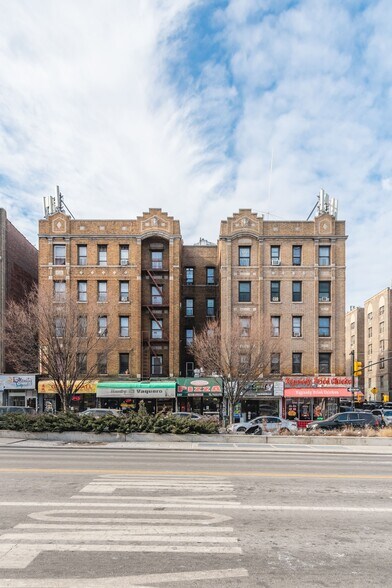More Photos Of 2359 Grand Concourse, Bronx Apartments For Lease