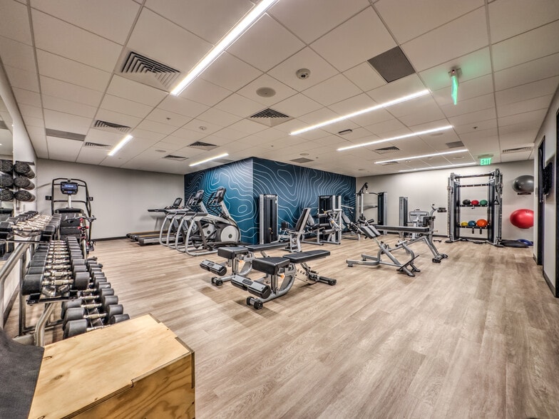 More Photos Of 10375 Park Meadows Dr, Lone Tree Office For Lease