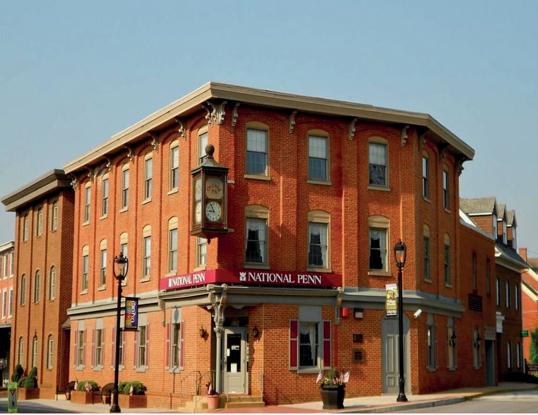 Primary Photo Of 24 S 3rd St, Oxford Bank For Lease