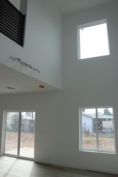 More Photos Of , Phoenix Multifamily For Sale