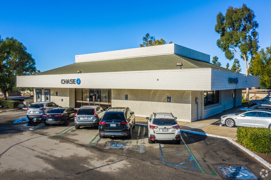 More Photos Of 5392-5414 Walnut Ave, Irvine Unknown For Lease