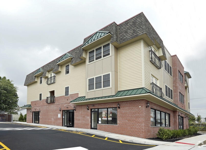 Primary Photo Of 1005 Rahway Ave, Avenel Unknown For Lease