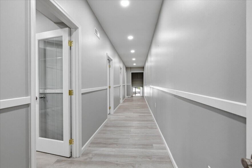 More Photos Of 641 S Prince St, Lancaster Storefront For Sale