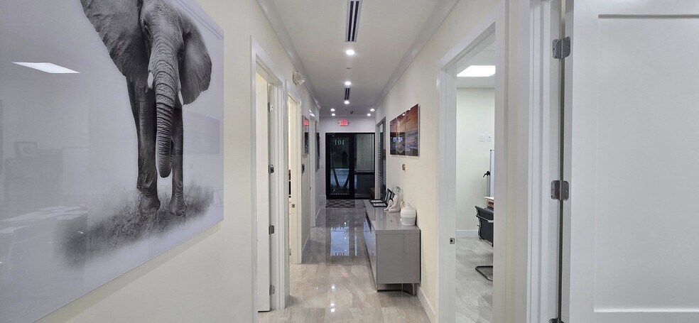 More Photos Of 9200 Belvedere Rd, Royal Palm Beach Office For Sale