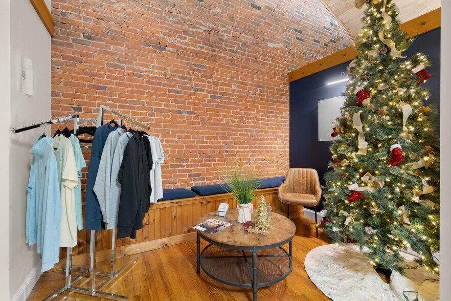 More Photos Of 51 N Main St, Southington Office For Lease