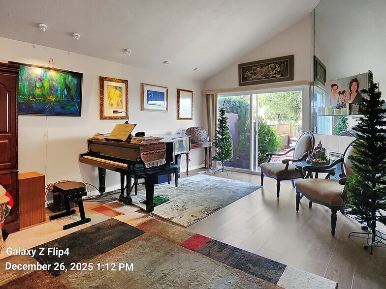 More Photos Of 1018 Bel Air Cir, Las Vegas Multifamily For Sale