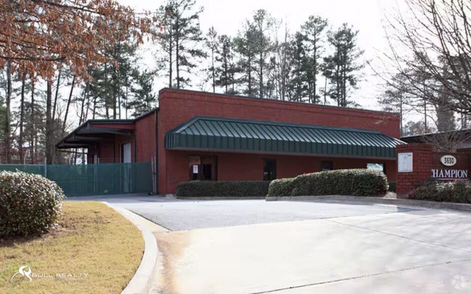 More Photos Of 3630 Hewatt Ct, Snellville Warehouse For Lease