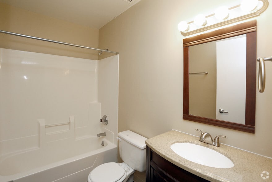 More Photos Of 550 Fletcher Ave, Indianapolis Apartments For Sale