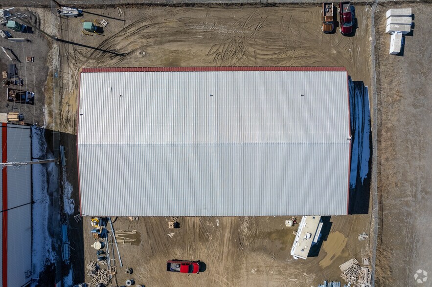 More Photos Of 450163 82nd St E, Foothills No 31 Warehouse For Sale