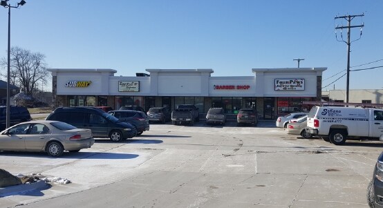 Primary Photo Of 47681 Gratiot Ave, Chesterfield Storefront Retail Office For Lease