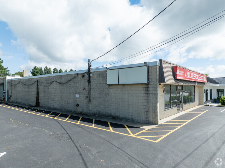 Primary Photo Of 6133 Jericho Tpke, Commack Storefront For Sale