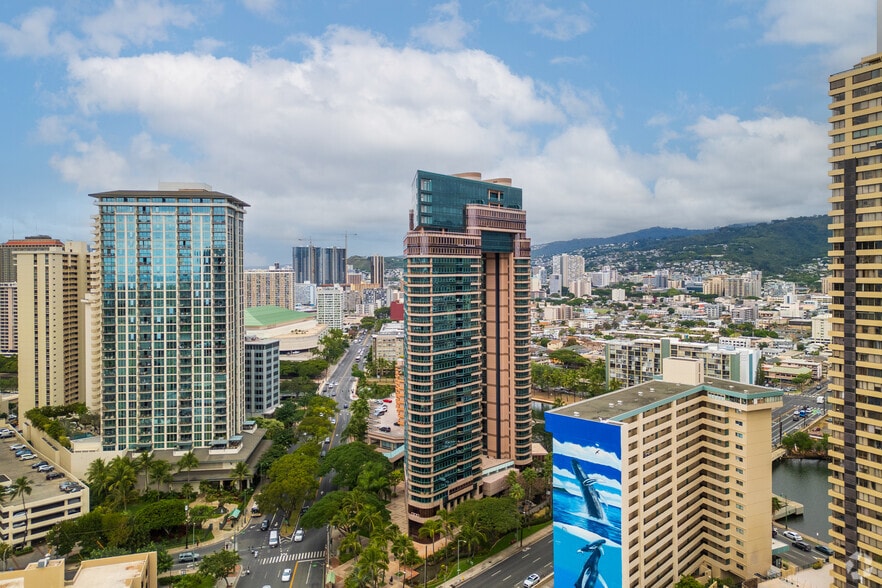 More Photos Of 1888 Kalakaua Ave, Honolulu Apartments For Lease