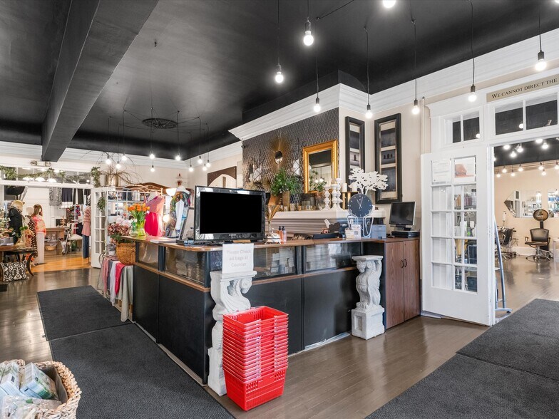 More Photos Of 9 Park St, Chatham Storefront For Sale
