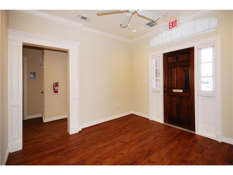 More Photos Of 8951 Collin McKinney Pky, McKinney Medical For Lease