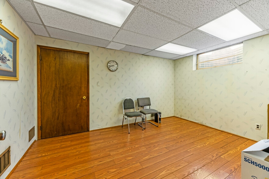 More Photos Of 123 Dunhams Corner Rd, East Brunswick Medical For Sale
