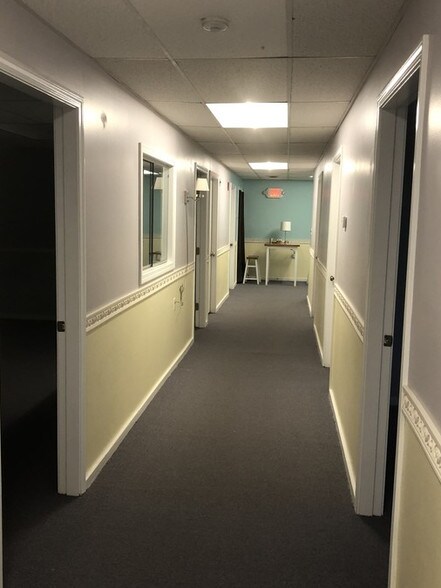 More Photos Of 3 Littleton Rd, Westford Office For Lease