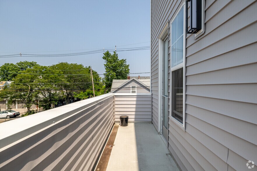 More Photos Of 1 Center St, Clifton Apartments For Lease